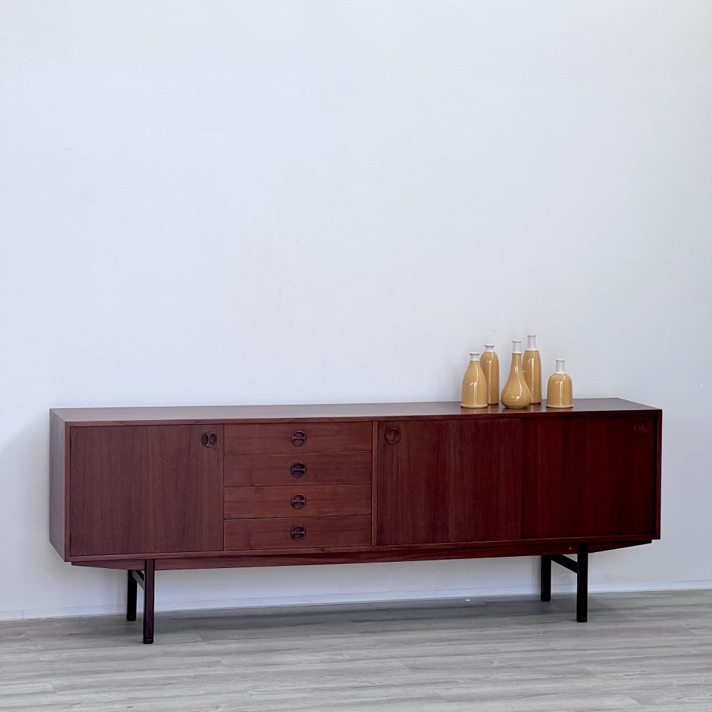 Credenza in teak anni '70