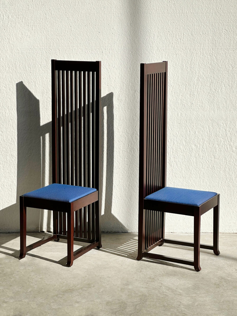 Coppia di sedie "Robie 1", F.L. Wright per Cassina, 90s - immagine 6