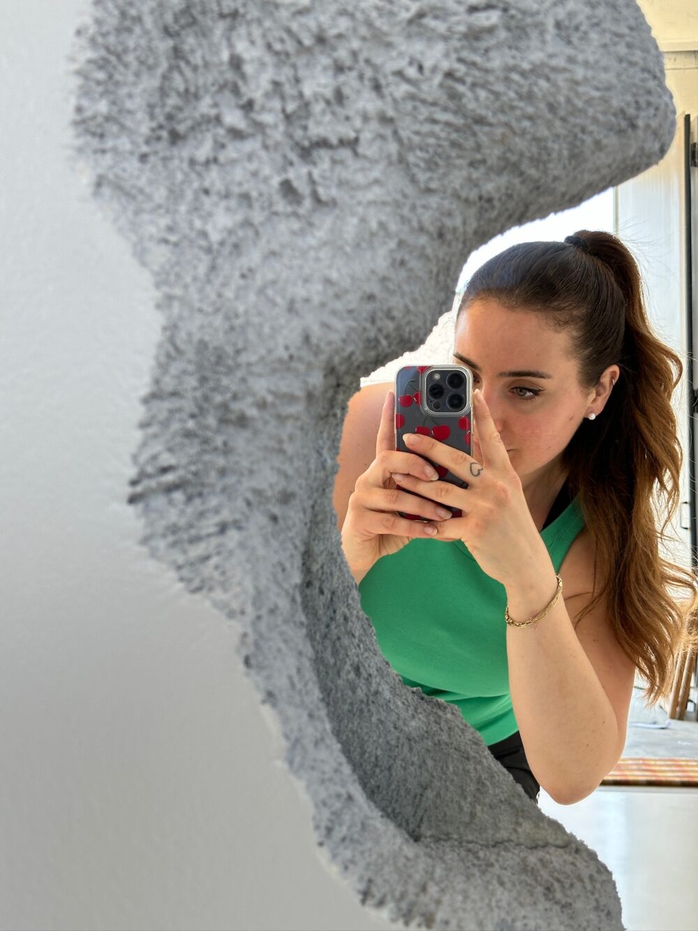 Specchio Broken Mirror, Snarkitecture e Gufram - immagine 3