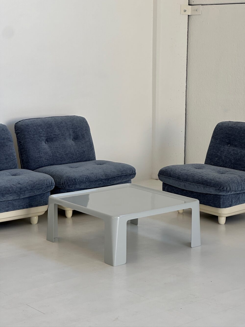Coffee table Amanta, Mario Bellini, B&B