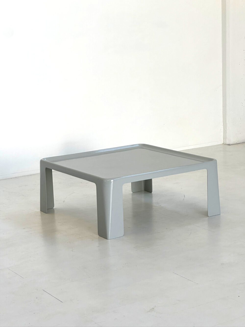 Coffee table Amanta, Mario Bellini, B&B - immagine 3