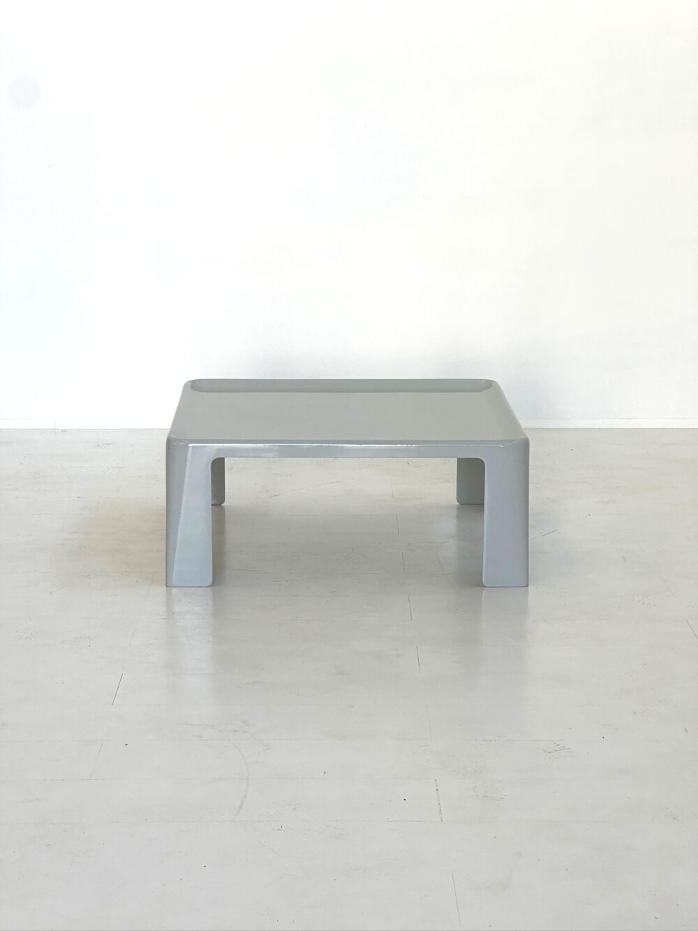 Coffee table Amanta, Mario Bellini, B&B - immagine 2