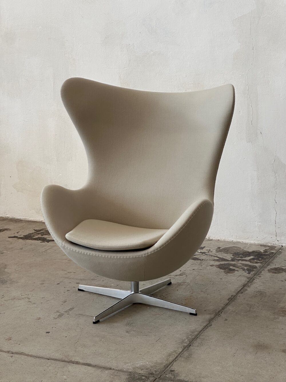 Poltrona Egg Chair di Arne Jacobsen per Fritz Hansen