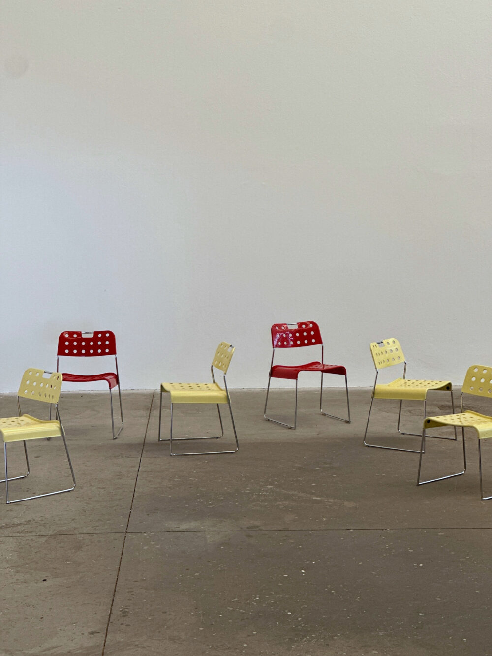6 sedie Omstak, Rodney Kinsman per Bieffeplast - immagine 18